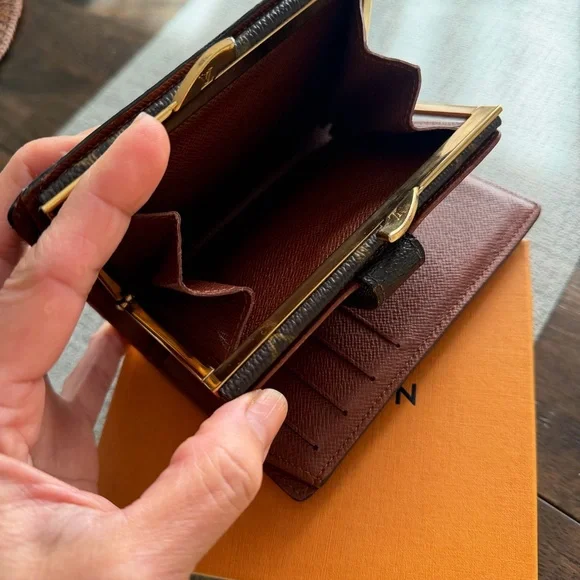 Louis Vuitton Monogram Canvas Snap Card Holder in Brown & Gold - Picture 4 of 15